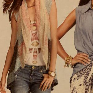 CAbi LINE UP VEST in sherbet colors - Size L - Excellent Condition, Cotton Blend